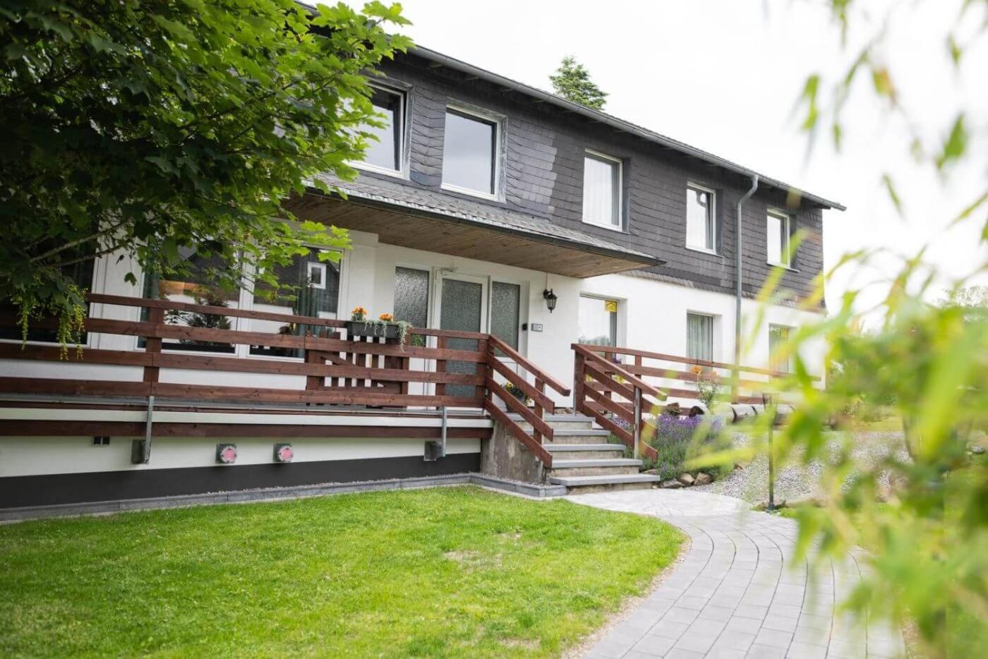 Haus Berchstein Bed & Breakfast Winterberg Exterior photo